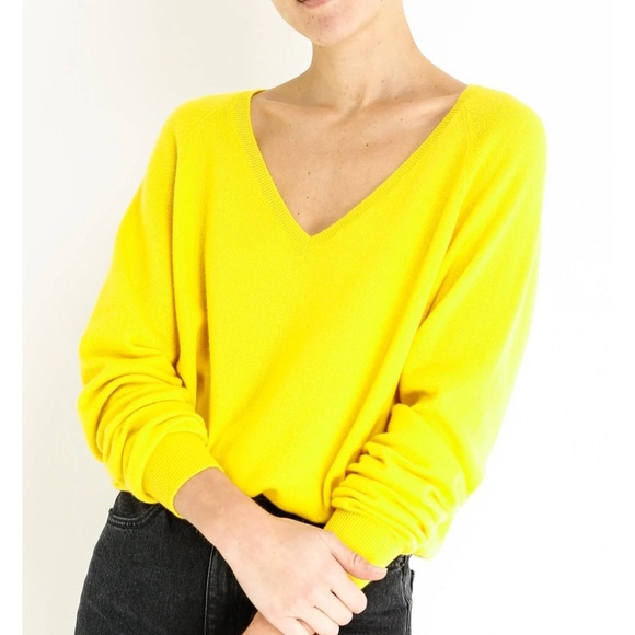 ITS A SHIRT THING AMAZING GIRLFRIEND CASHMERE V NECK CHAMADE CARDIGAN - Picture 1 of 8